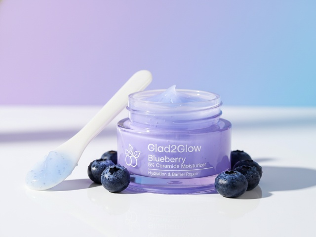 BPOM (90)NA11220100364(91)250921 Glad2Glow Blueberry 5% Ceramide Moisturizer
