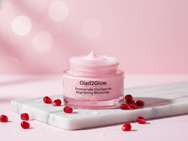 BPOM (90)NA11240100172 Glad2Glow Pomegranate Niacinamide Brightening Moisturizer