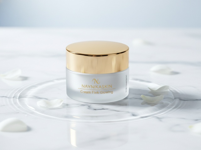 Bpom (90)NA18260102441 Cream Flek Glowing NAYNIKASKIN